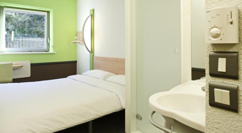 ไอบิส บัดเจ็ต แบรดฟอร์ด Hotel ภายนอก รูปภาพ